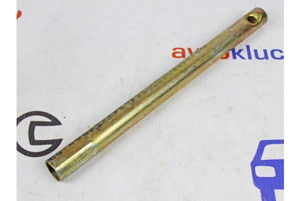 Ключ свечной-трубка 16 мм удлинённый 270 мм с резиновой вставкой