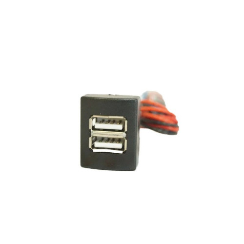 Зарядное устройство USB 2 слота на Лада Приора, Гранта, Гранта FL, Калина 2