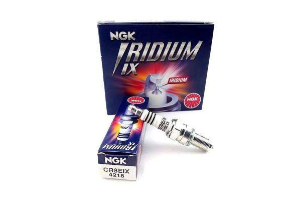 Свечи зажигания NGK Iridium на 16 кл. Лада Приора